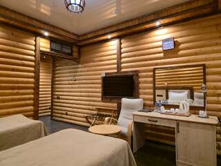 Гостиница Рафаэль Железноводск Двухместный номер с 2 отдельными кроватями-7