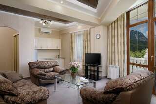 Гостиница Рафаэль Железноводск-0